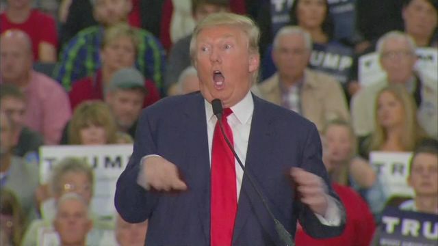 trump-mocks-reporter-with-disability
